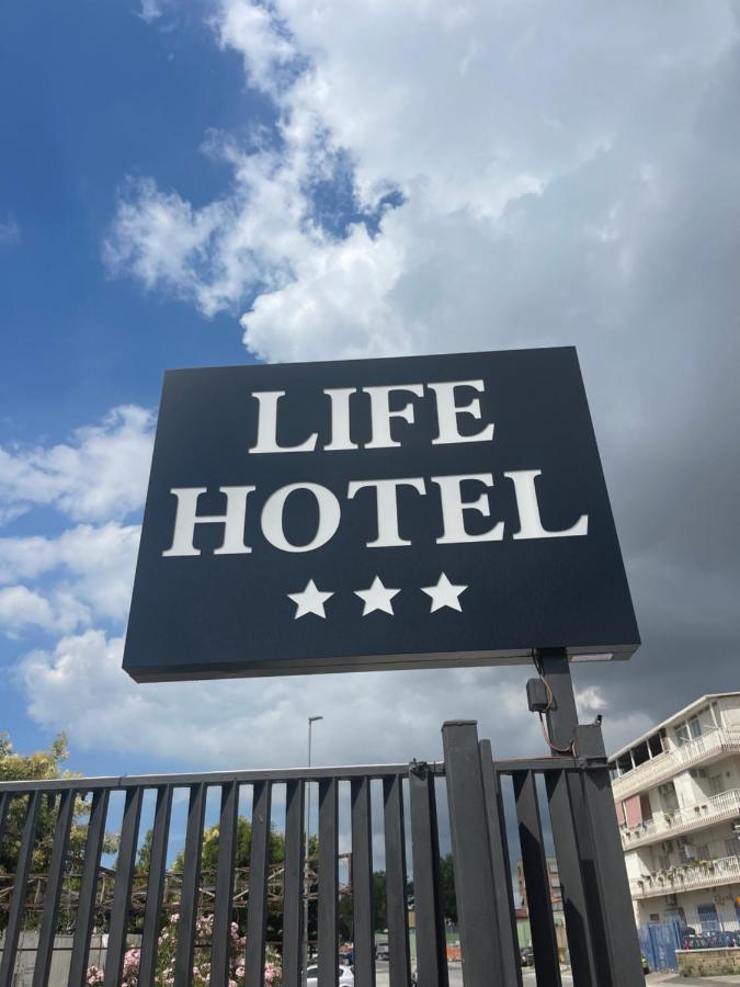 Life Hotel Casalnuovo Di Napoli Exterior foto
