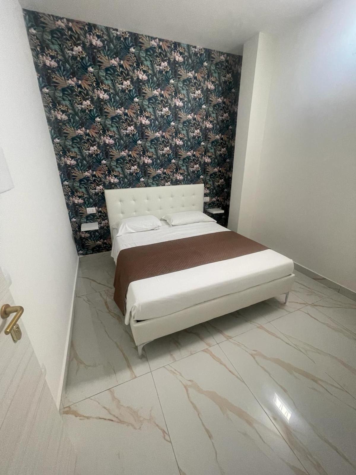 Life Hotel Casalnuovo Di Napoli Exterior foto